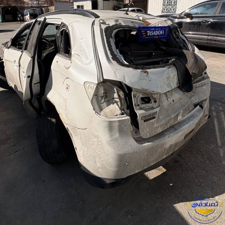 میتسوبیشی ASX تصادفی